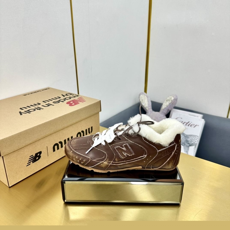 Miu Miu Casual Shoes